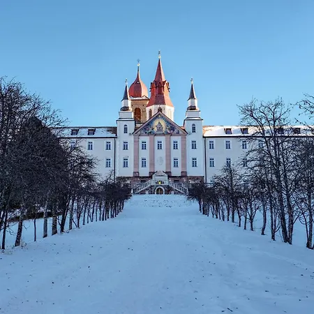 Hotel Leonhard-2
